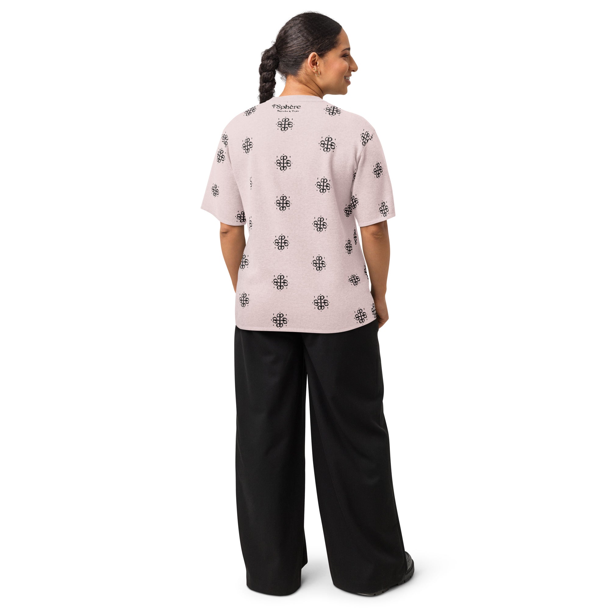 Aveline Knitted T-Shirt model Liora